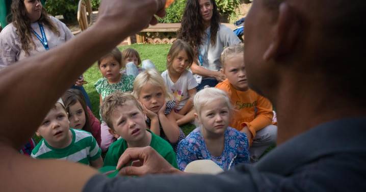 When the federal shutdown closed this national park, rangers took to the classroom