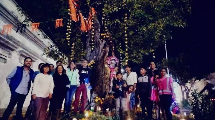 Recorrido nocturno en Puebla: Rodada de Calaveras por los Árboles Históricos