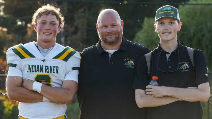 Indian River grad Austin Grise's cancer battle inspires football team