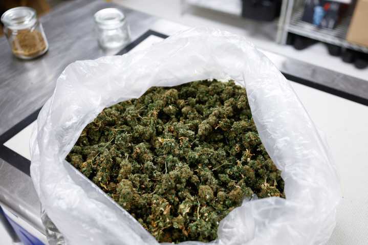 Ohio Senator Introduces Bill That Would Ban Sale of Intoxicating Hemp Products to Anyone Under 21