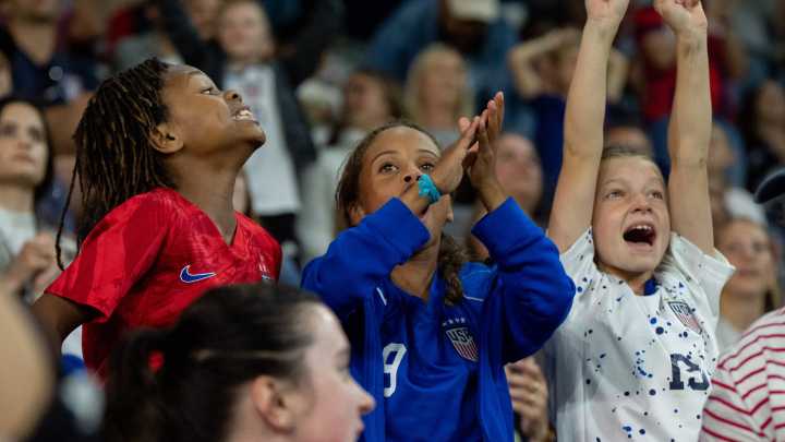 Louisville's pro soccer teams are in the homestretch. How you can see them live