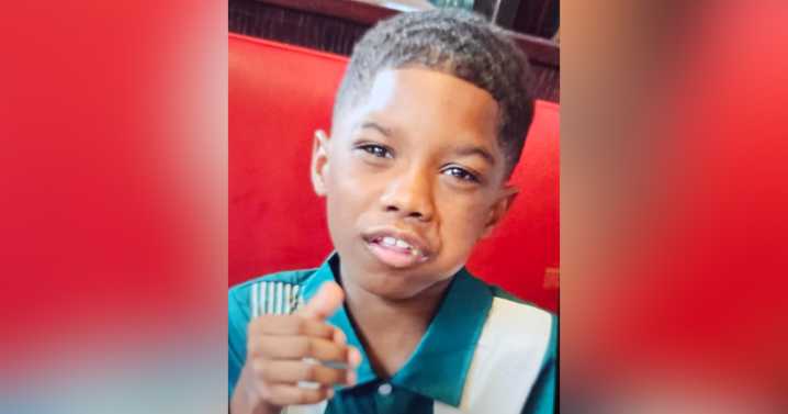 Milwaukee police search for missing 10