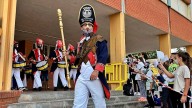 Gandia inaugura una exposición al Tio de la Porra, uno de sus personajes más emblemáticos