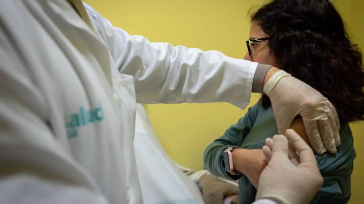 Quién se puede vacunar en Aragón contra la gripe a partir de hoy, 1 de octubre de 2025