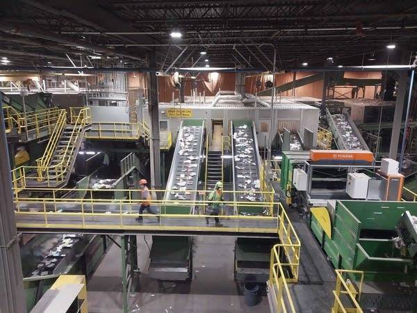 Twins Cities recycling plant uses AI