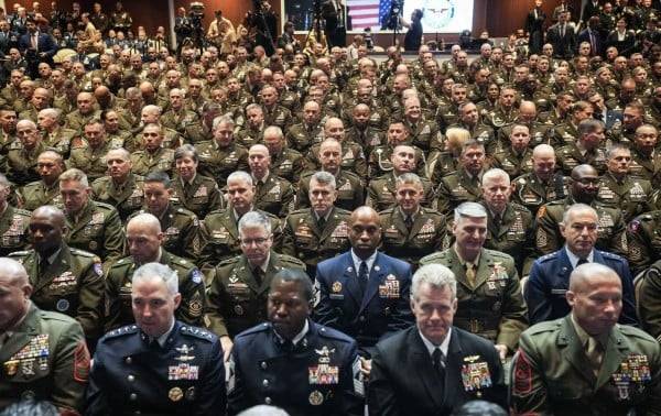Trump dice que las ciudades estadounidenses deben ser ‘campos de entrenamiento’ para los militares