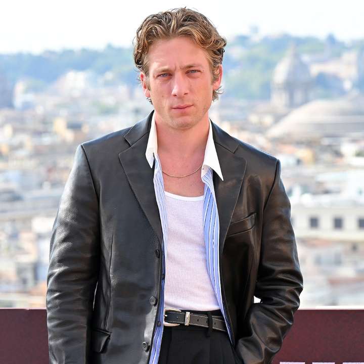 Jeremy Allen White's Red Carpet Fashion