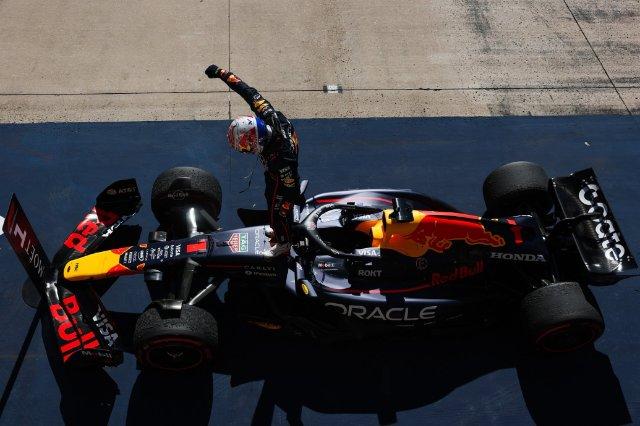 Max Verstappen arrasa en Austin y aprieta la lucha por el Mundial de F1