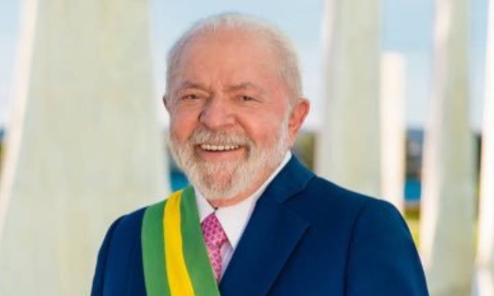 Brazil's Lula calls for independent Latin America
