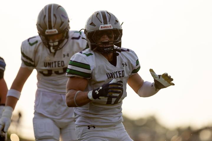 Kalamazoo-area football picks: Halloween playoff openers sure to bring thrills, spills