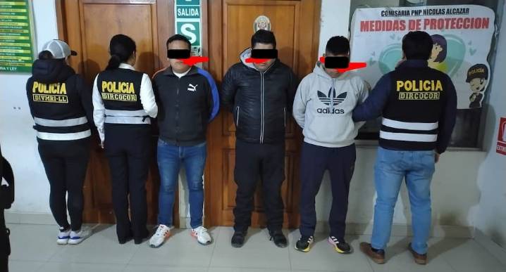 Detienen a tres policías acusados de exigir coima en Trujillo