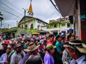 Desplazamiento en Briceño, Antioquia: así vive el 25% de los habitantes “atrapado” en el parque