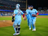 Toronto regresa a casa con ventaja de 3-2 en la Serie Mundial 2025