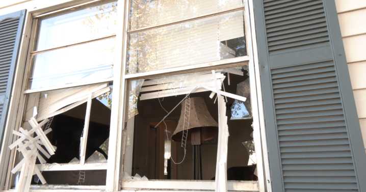 Memphis father says U.S. Marshals wrecked home while searching for son