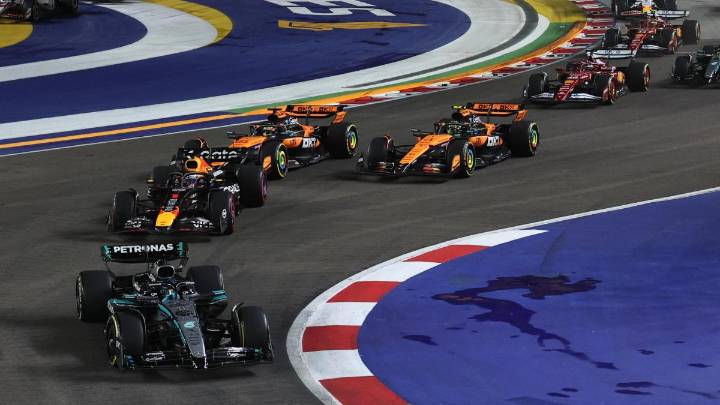 Russell vence en Singapur y Norris desaprovecha otra ocasión; Alonso, 8.º y Sainz, 10.º