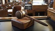 Segundo acusado de atropellar a expolicía se declara culpable tras acuerdo con la Fiscalía