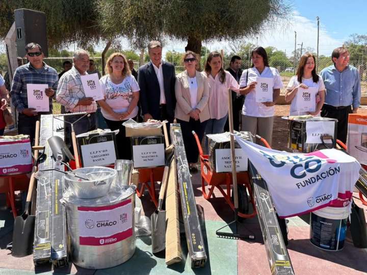 MIRAFLORES: El Gobernador Zdero Inauguró La Ampliación Y Refacción Del Jardín De Infantes Anexo A E.E.P. N°1017