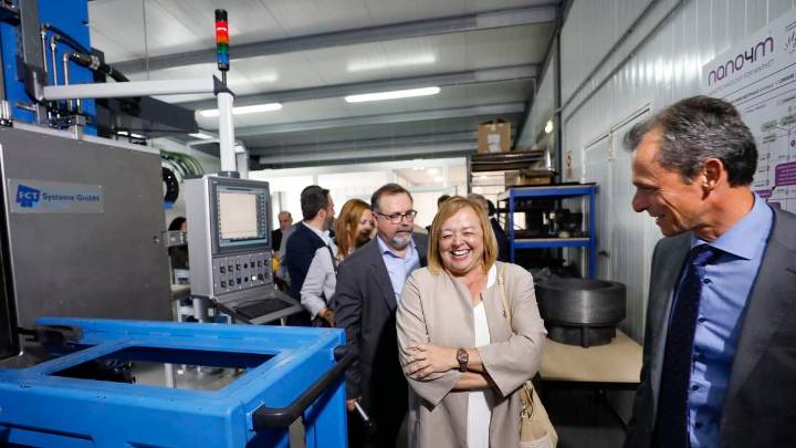 El centro de nanotecnología promueve unas jornadas para impulsar la industria de los materiales cerámicos