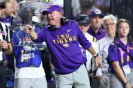 Deadspin | Reports: LSU fires Brian Kelly