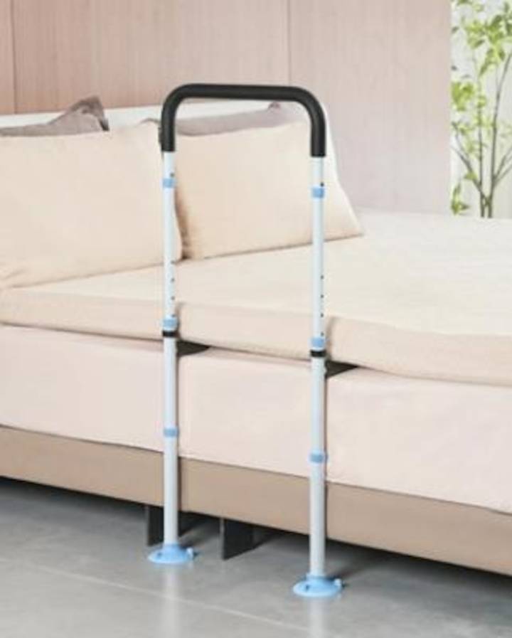 Bed rails sold on Amazon, Walmart flagged for fatal risk