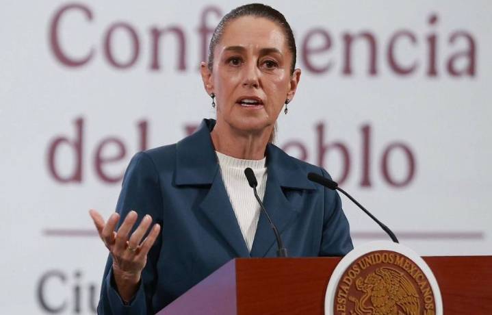 Sheinbaum niega tener información sobre retiro de visas en EEUU