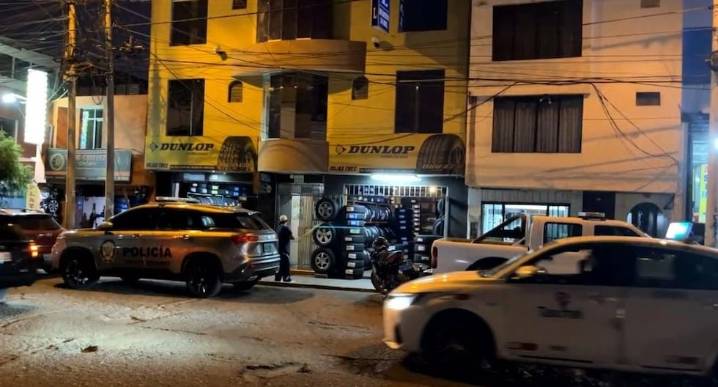 Arequipa: Cinco encapuchados y armados se llevan más de 95 mil soles