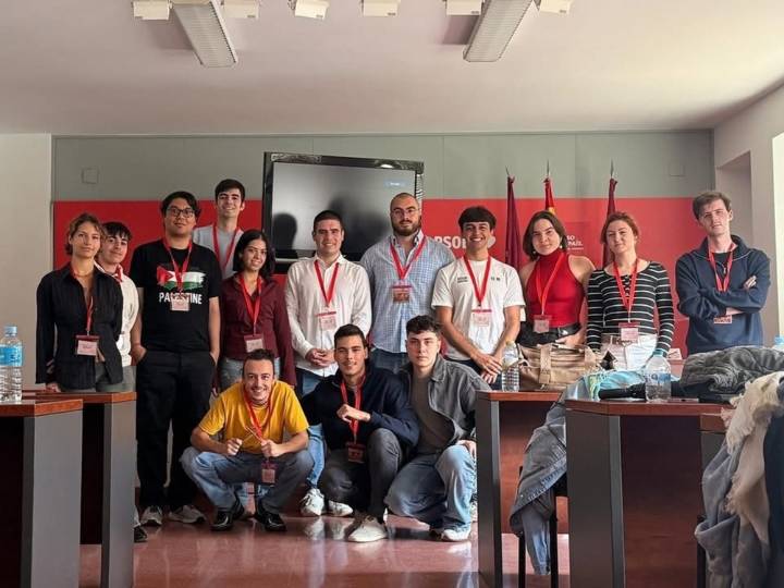 Juventudes Socialistas celebra la primera escuela de formación