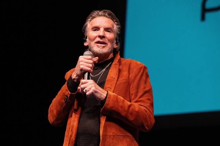 Kenny Loggins Slams Unauthorized Use of ‘Danger Zone’ in AI Video of Donald Trump Dumping Feces on Protesters