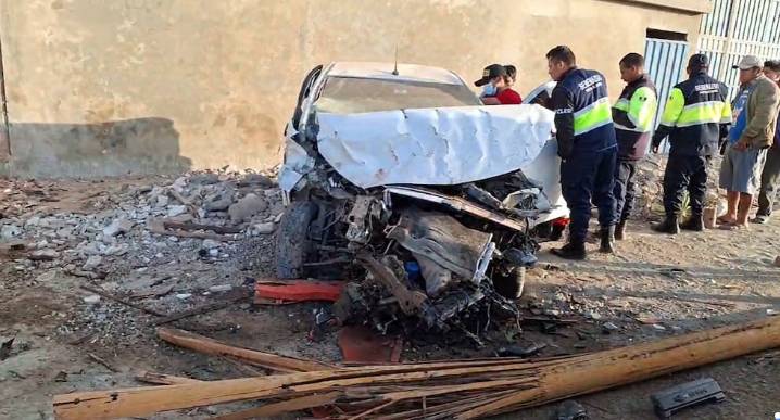 Nasca: vehículo impacta contra pared de vivienda y conductor muere