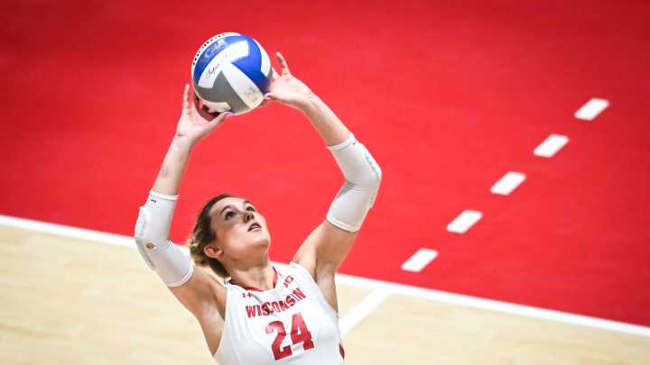 Sheffield gives injury update on Charlie Fuerbringer, other UW volleyball players