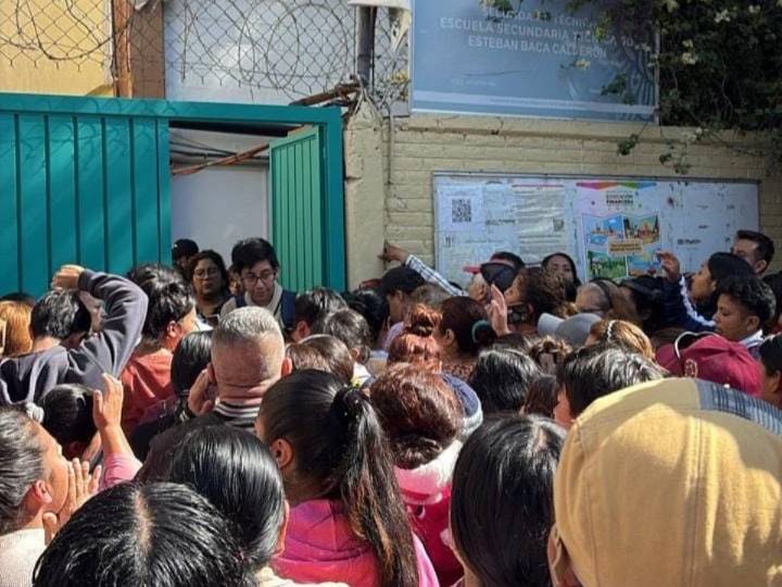 Reportan muerte de estudiante al interior de Secundaria en Iztapalapa, CDMX
