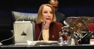 Afirma presidenta del Senado que transitorio de retroactividad en reforma a Ley de Amparo no pasará