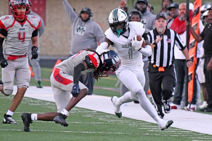 No. 4 Milford Mill football overwhelms Franklin, 35