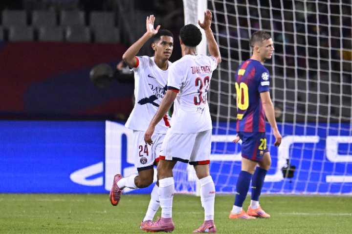 Gonçalo Ramos da la victoria al PSG sobre un Barcelona desfondado