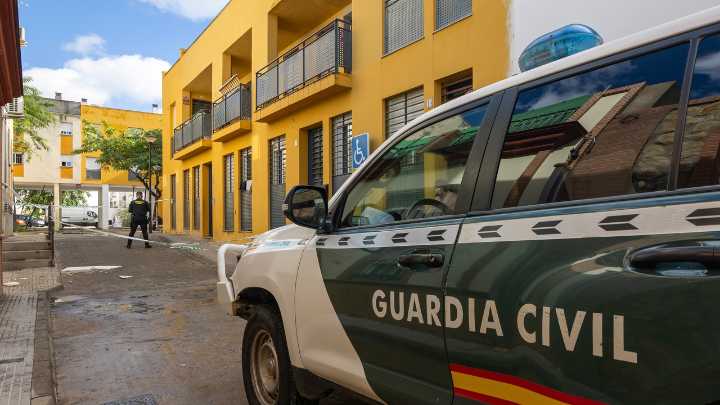 Esclavizadas en Barcelona: liberadas cinco víctimas de una red de trata de esclavos que los forzaba a cultivar marihuana bajo amenaza