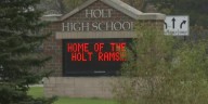 Holt Junior High teacher named Michigan’s Middle School PE Teacher of the Year