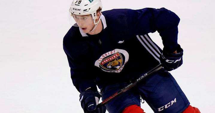 Panthers bring back Cole Schwindt, who was part of the trade that landed Matthew Tkachuk