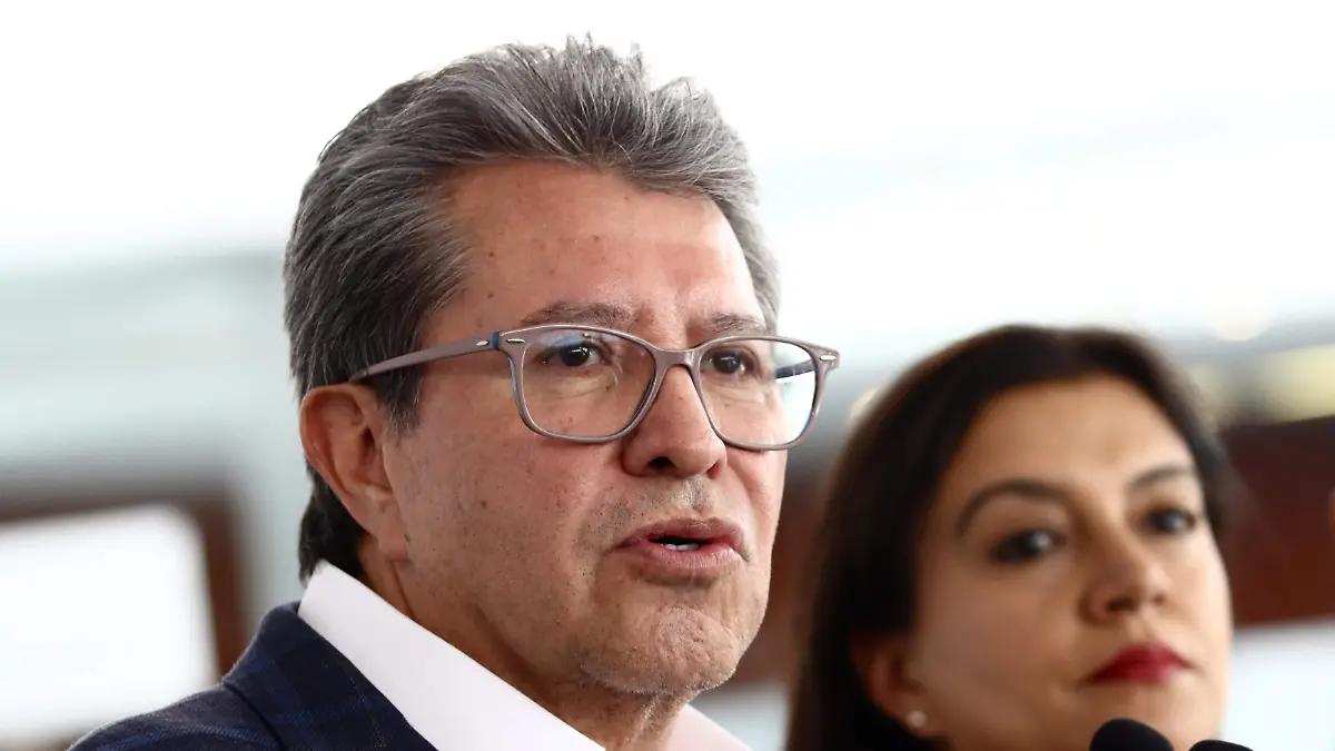 Nueva ley antiextorsión: Monreal rebaja pena de cárcel a funcionarios cómplices