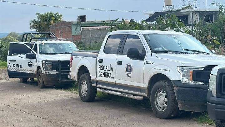 Con bombas molotov atacan base de taxis en Zamora
