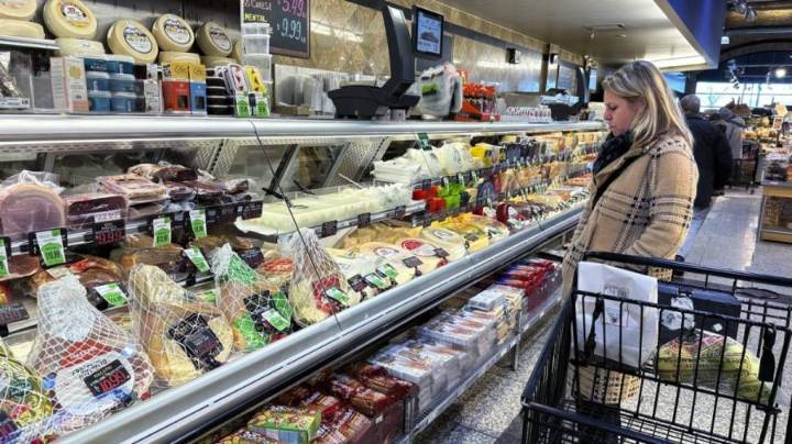 Almost half say groceries harder to afford in new poll