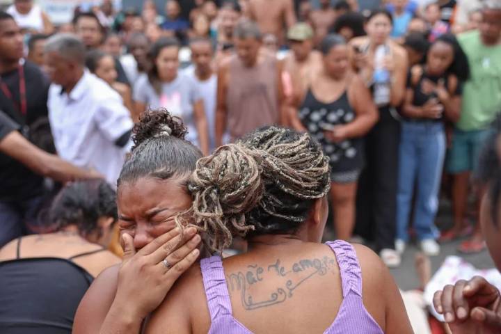 Río de Janeiro: el gobernador Castro habló de “cuatro víctimas, los policías”, cuando los muertos llegan a 136