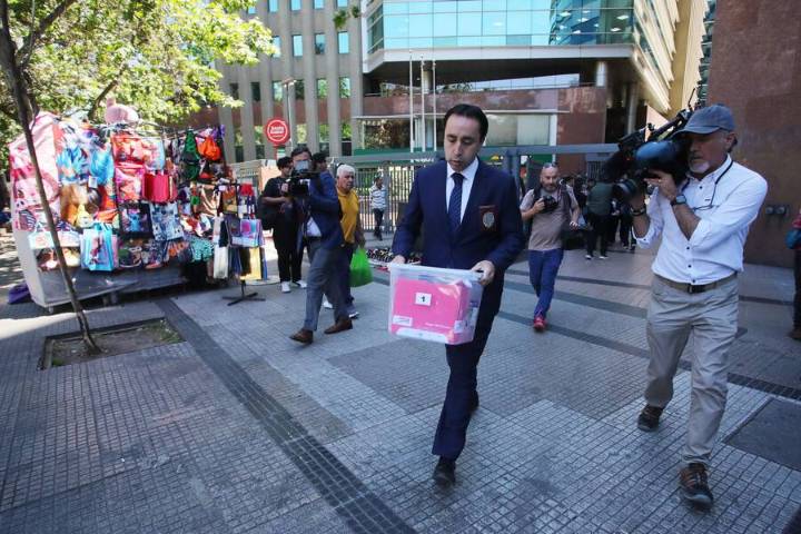 Fiscalía allana oficinas de Codelco y Sernageomin por derrumbe en El Teniente