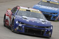 Deadspin | William Byron wins at Martinsville, joins Championship 4 with Kyle Larson