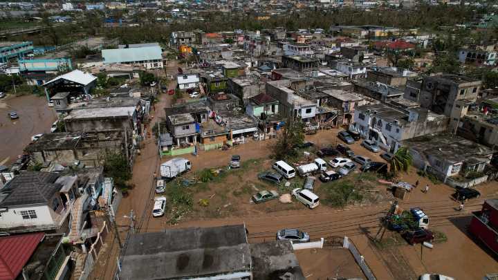 El huracán Melissa deja medio centenar de muertos, varias islas de Bahamas sin luz y casas arrasadas