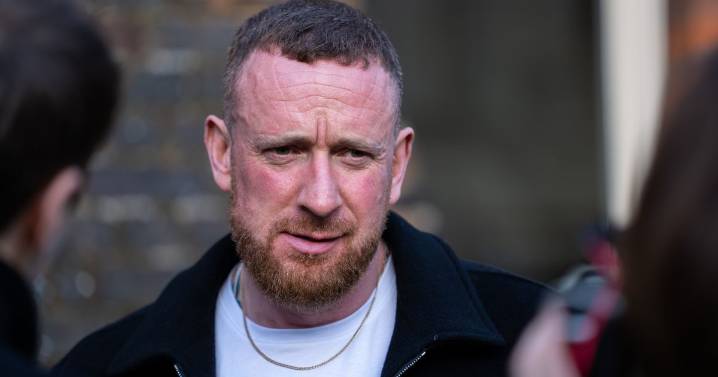 Bradley Wiggins 'smashed knighthood' in front of horrified kids during drug hell