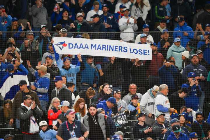 Toronto Blue Jays fans answer the call to cheer on team in Seattle