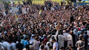 Pak Govt, Protesters Sign Deal to End Deadly Protests in PoJK