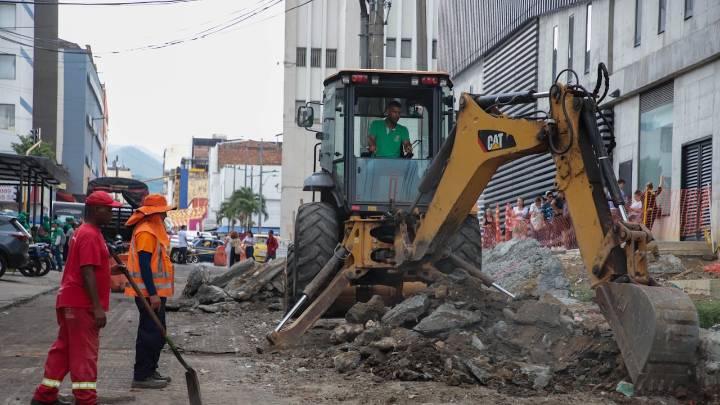 Alcaldía de Cali inició recuperación de vías aledañas al Búnker de la Fiscalía
