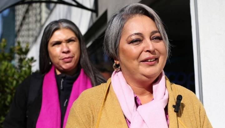Figueroa y política salarial: “En su primera etapa contempla el ingreso vital, llegar a $750 mil en el gobierno de Jeannette Jara”