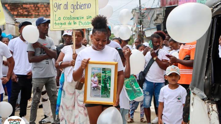Habitantes de El Charco marcharon para exigir la búsqueda de cinco personas desaparecidas tras naufragio en el Naya
